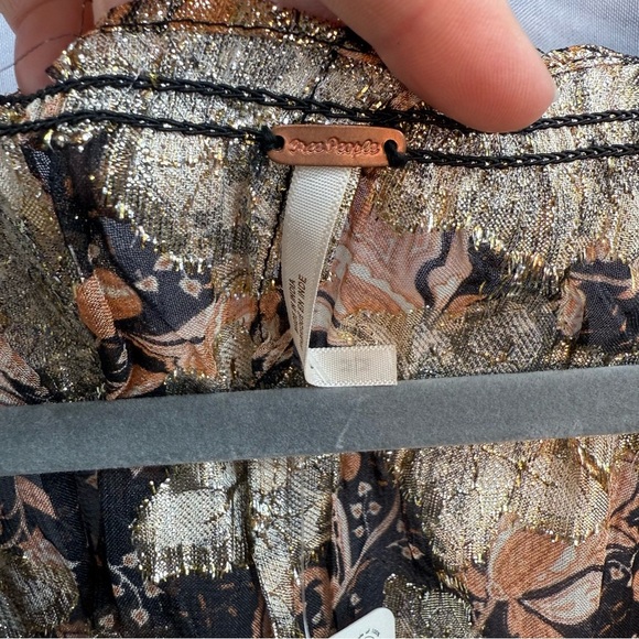 Free People Scorpio Blouse Sheer Ballon Sleeve Metallic Boho NWT Size Medium - Picture 5 of 8